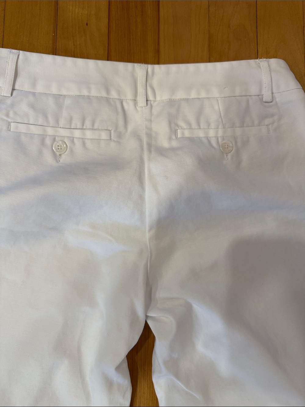 Dalia White Women's Straight-Leg Cropped Pants - Picture 8 of 11
